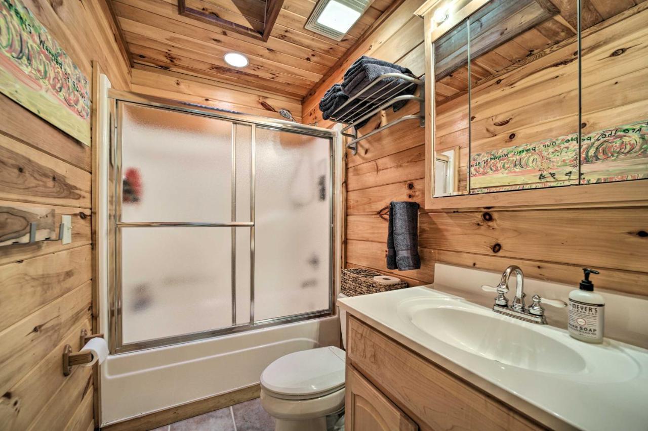 Highlands Cabin On Buck Creek About 8 Mi To Town! エクステリア 写真